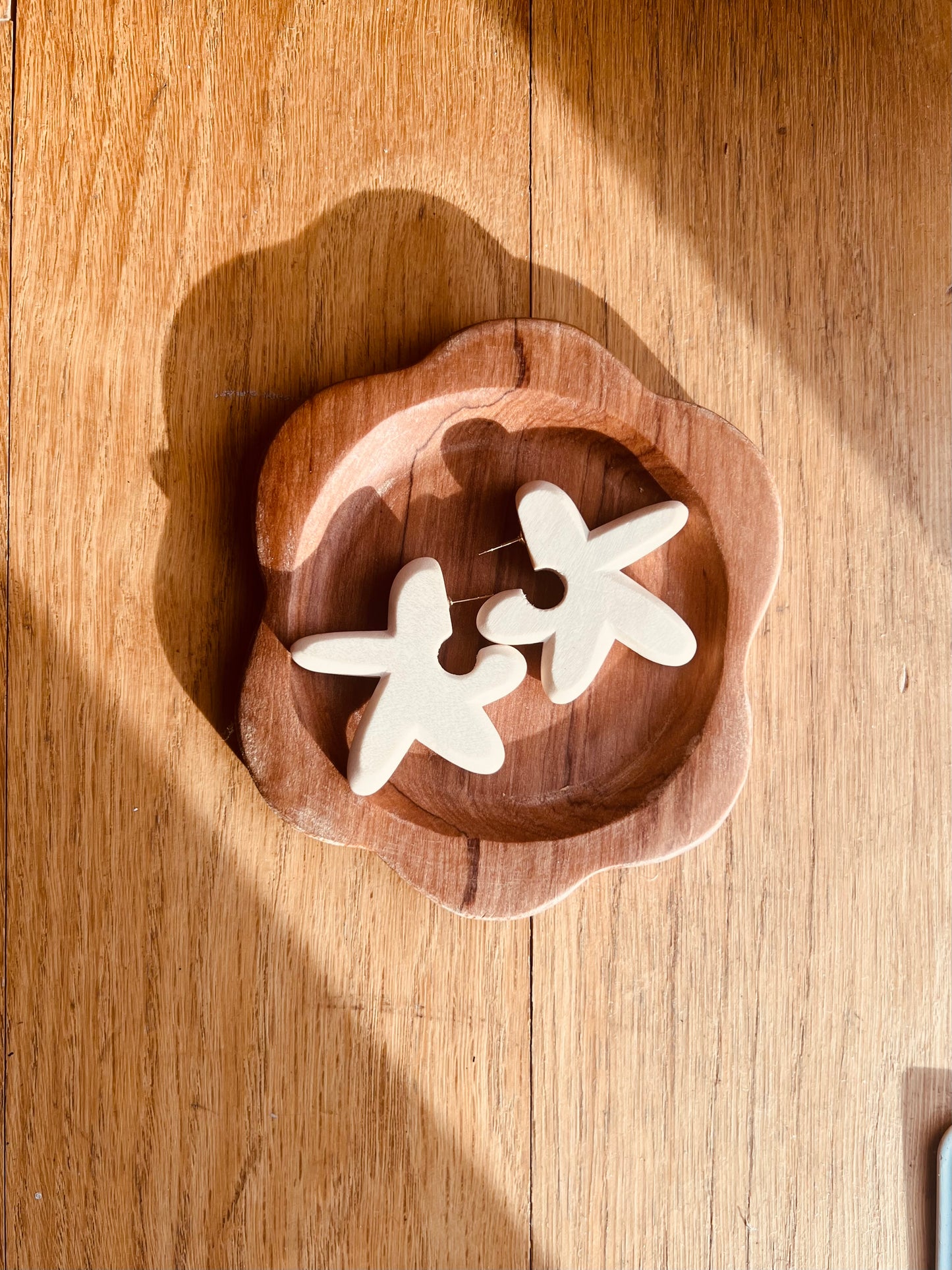 Binky and Lulu Floret Ivory