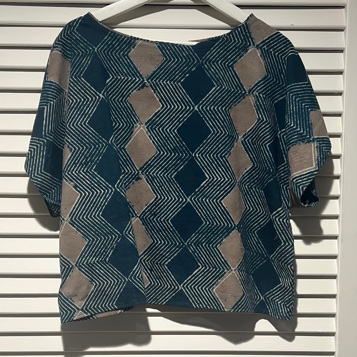 Maelu designs Levi print top