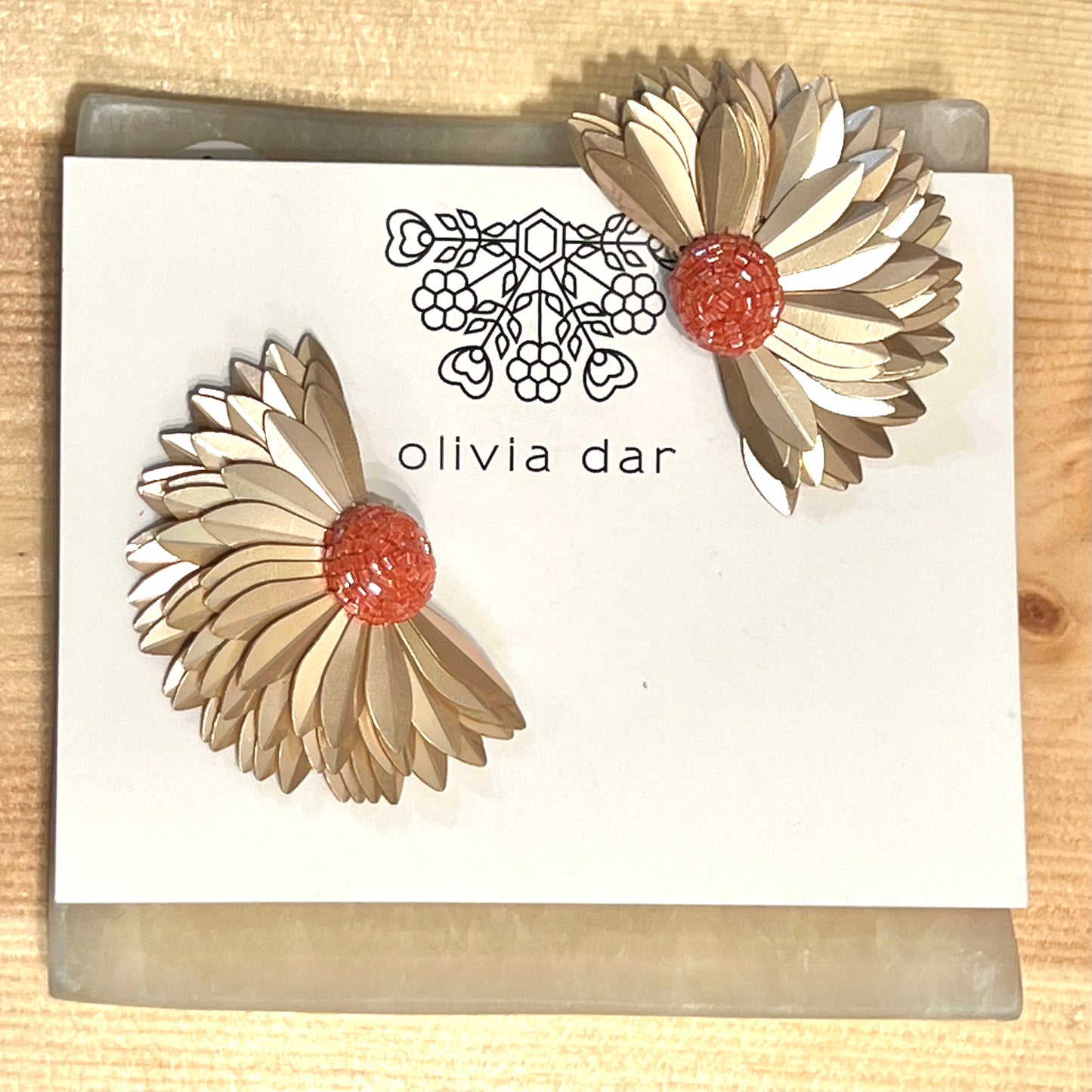 Olivia Dar Marigold Earring Pair Beige