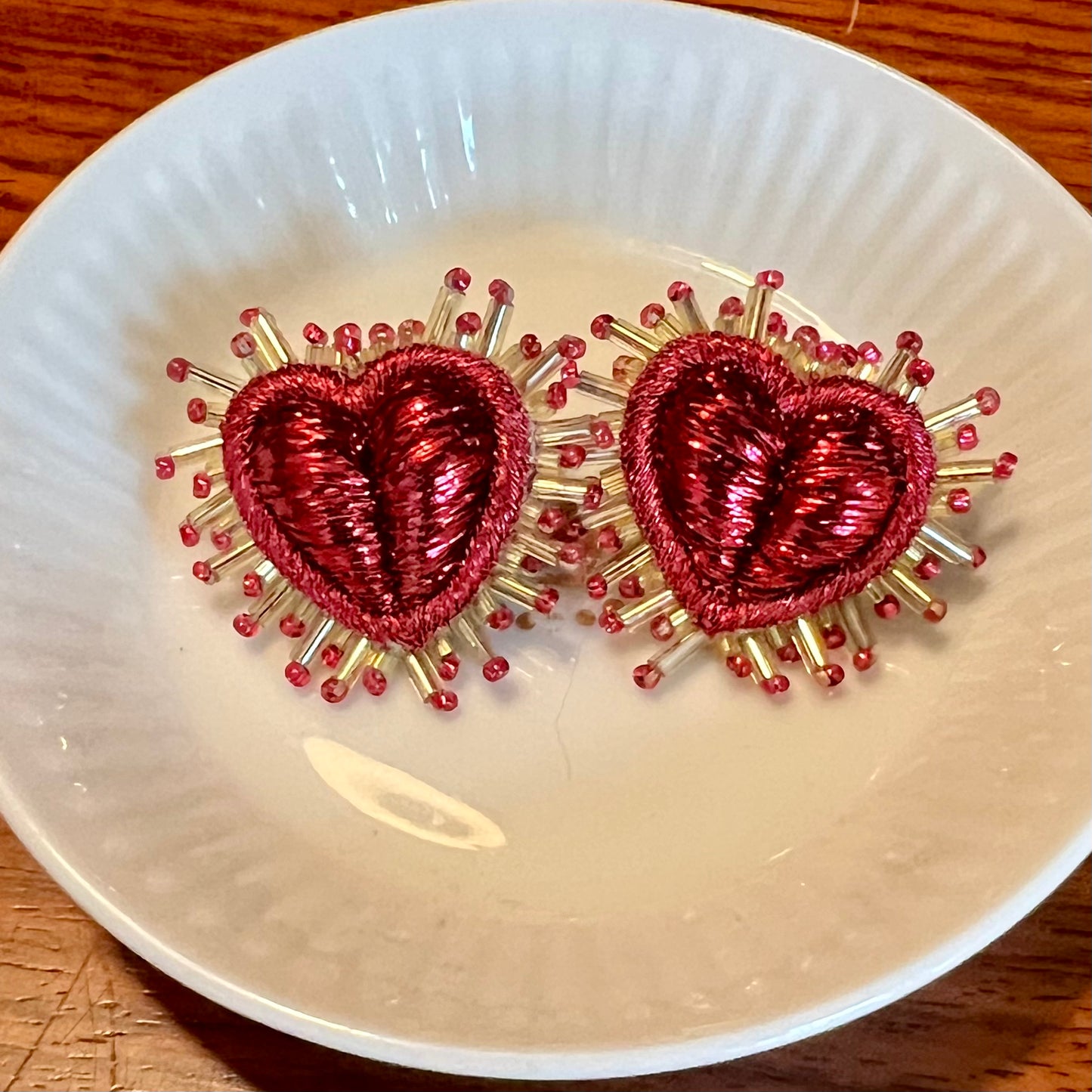 Olivia Dar earring pair - Sparkle Heart Fuchsia