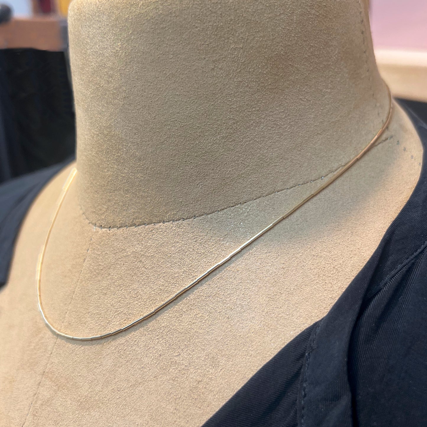 The Swellife Liquid gold necklace