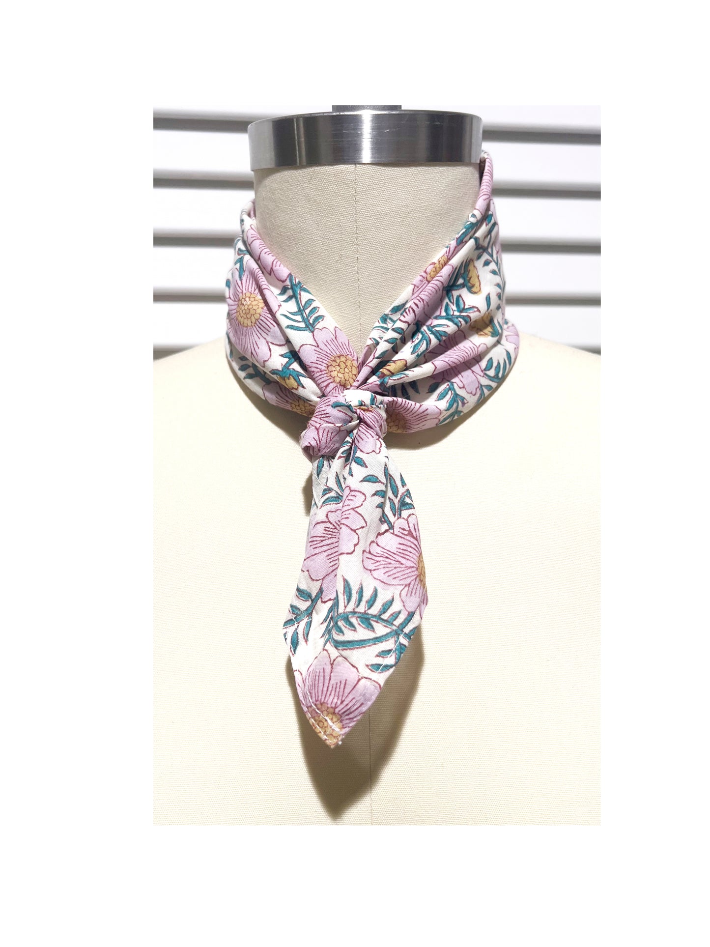 Maelu designs Cici bandana