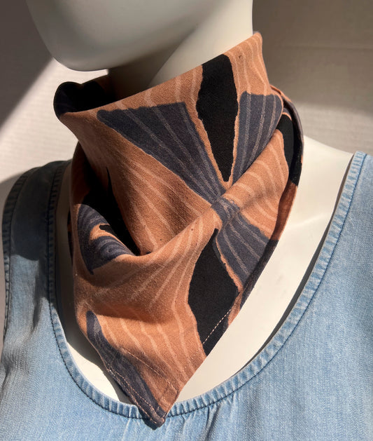 Maelu designs Lola bandana