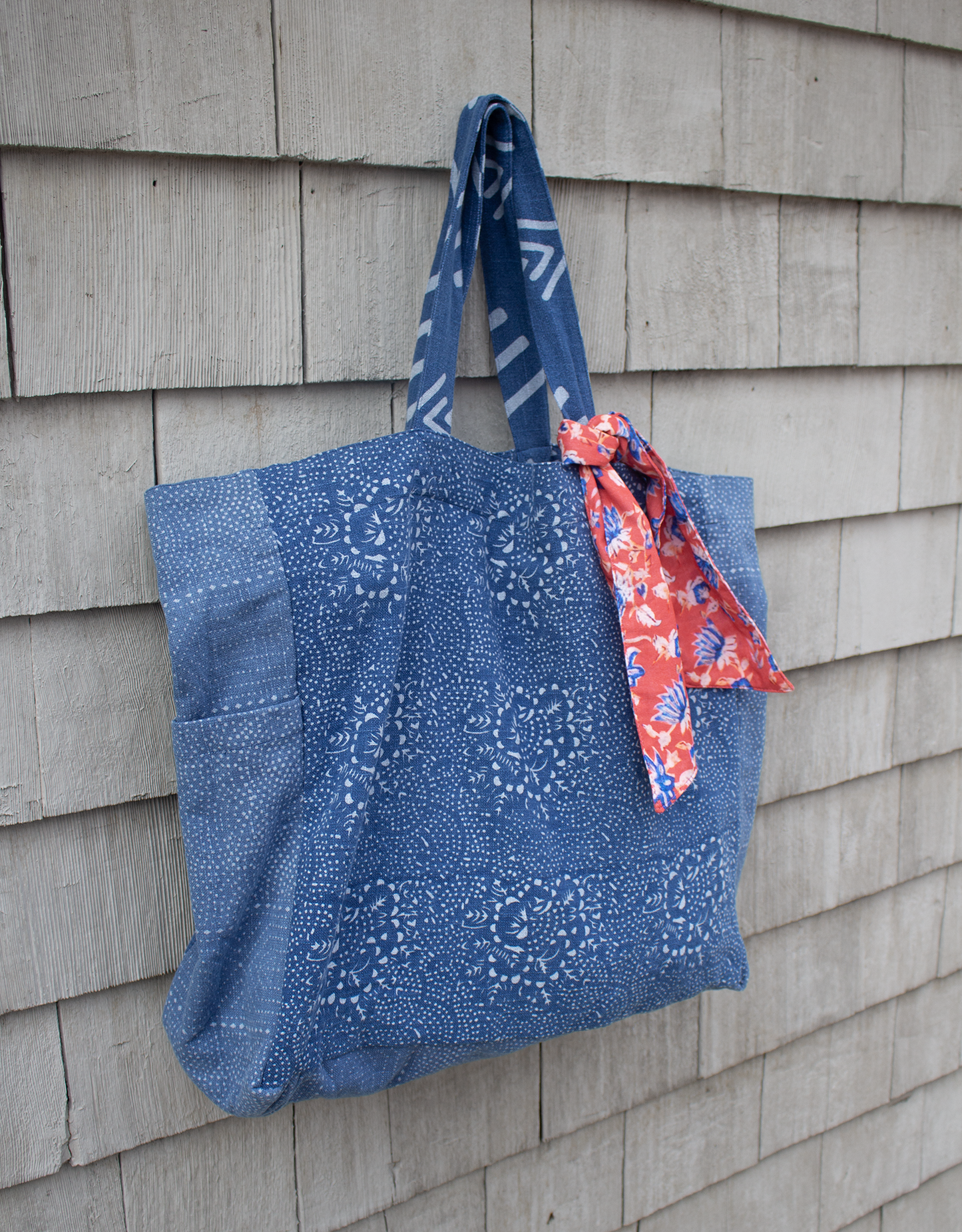M.A.B.E Mari Print cotton tote Blue