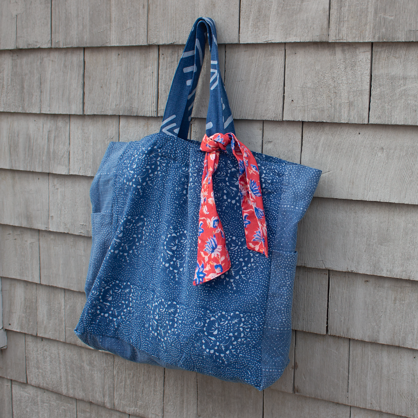 M.A.B.E Mari Print cotton tote Blue