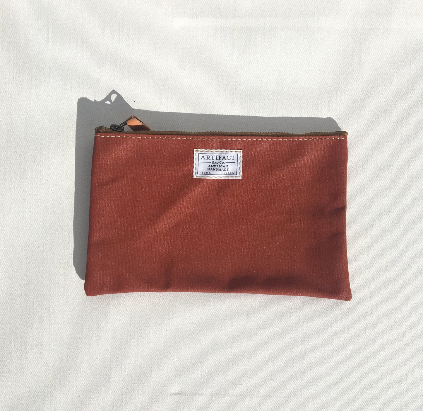 Artifact anything pouch