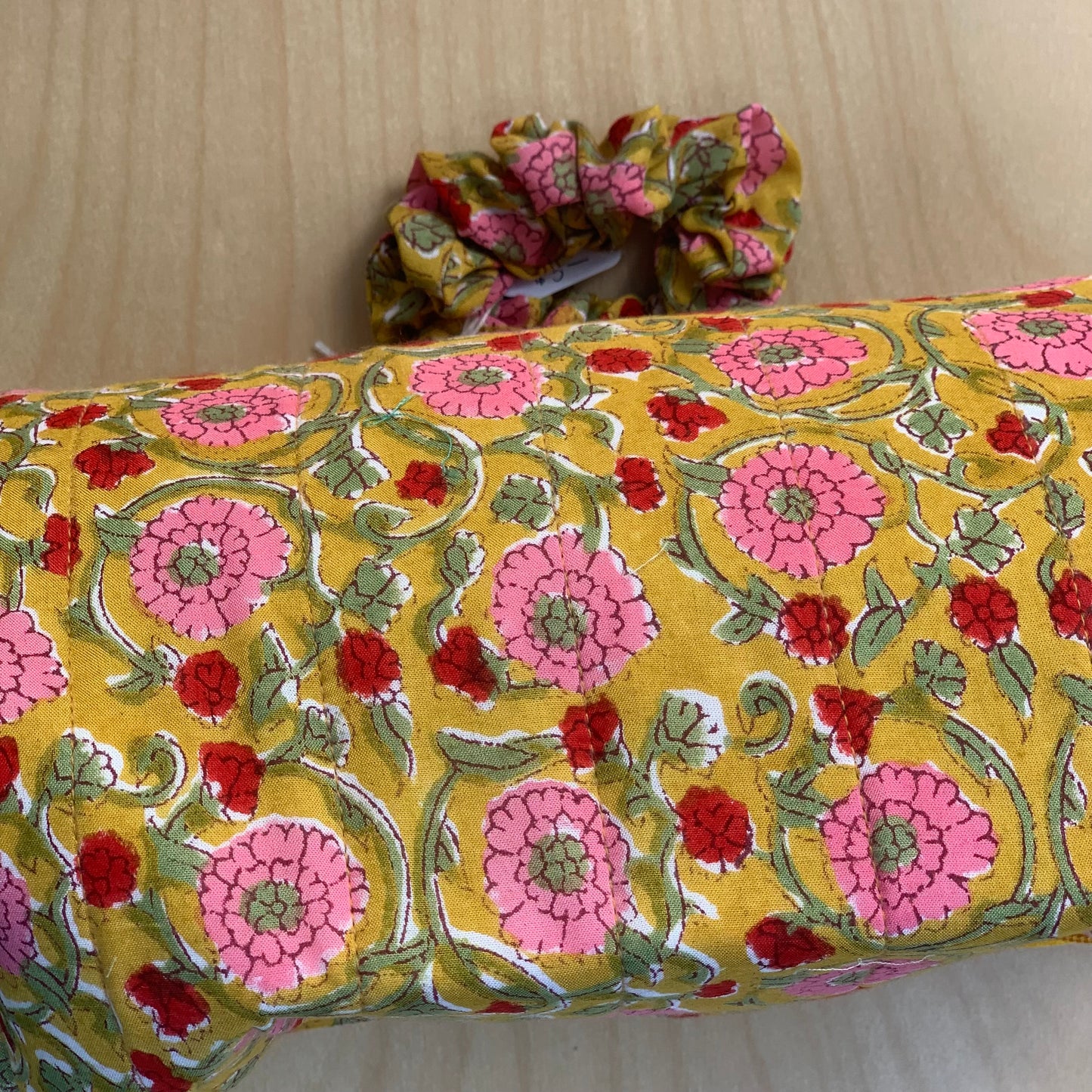 Maelu Designs Scrunchie Block print with zip pouch