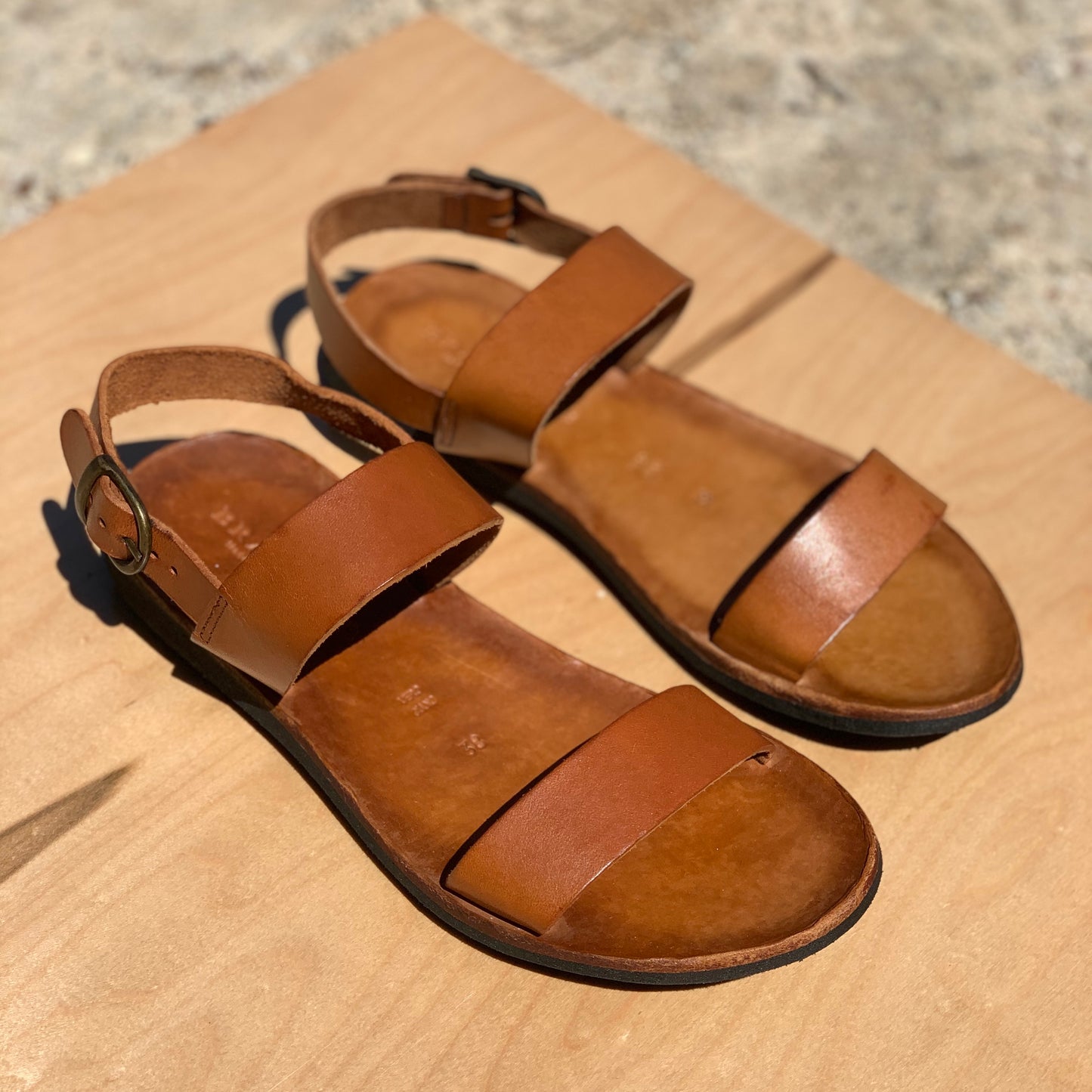 Brador Natural Strap Sandal 37 40