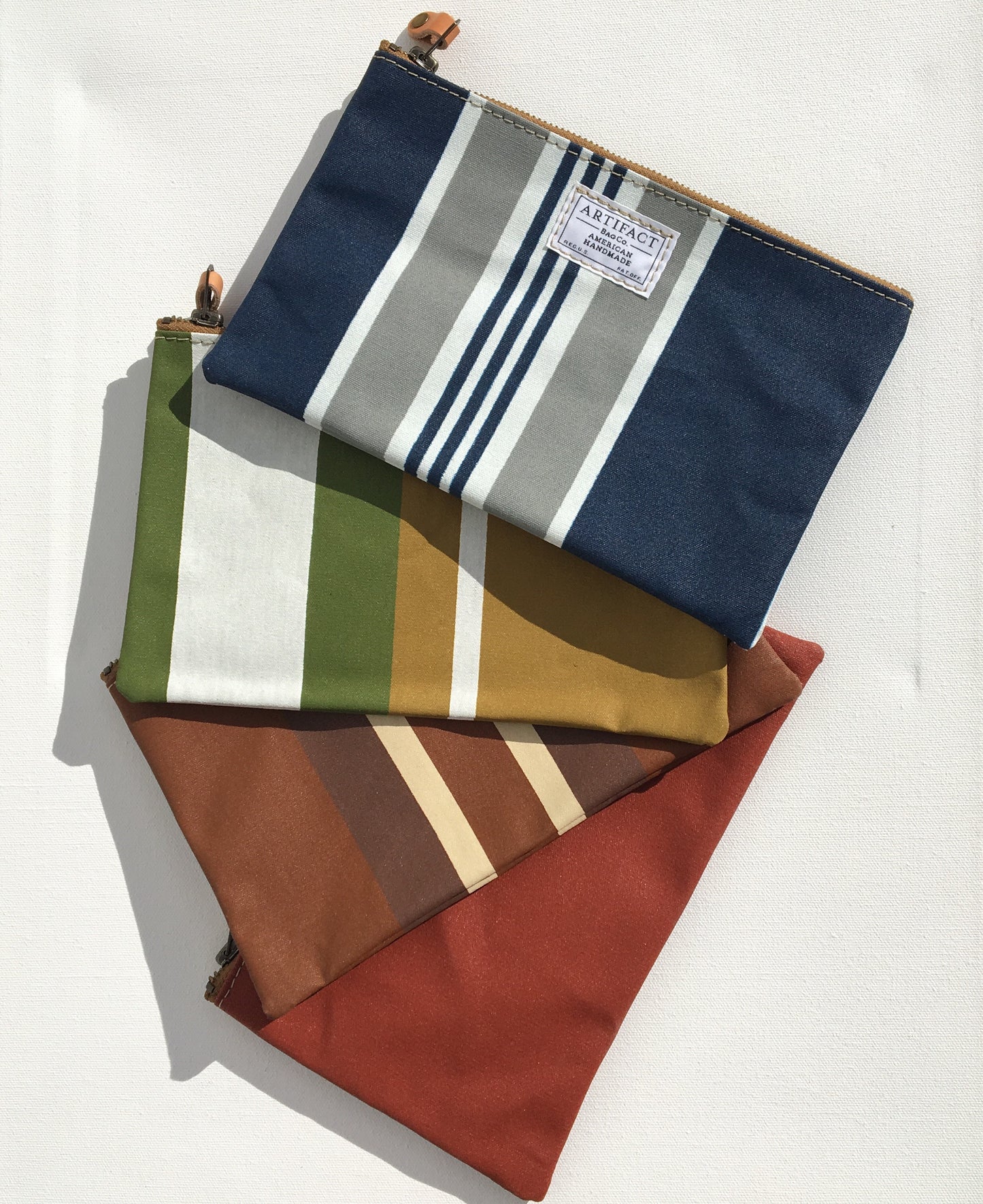 Artifact anything pouch