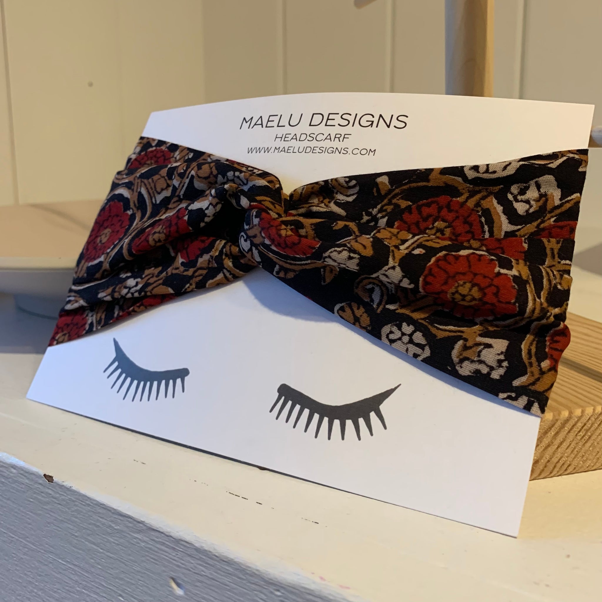 Maelu design Santi headscarf