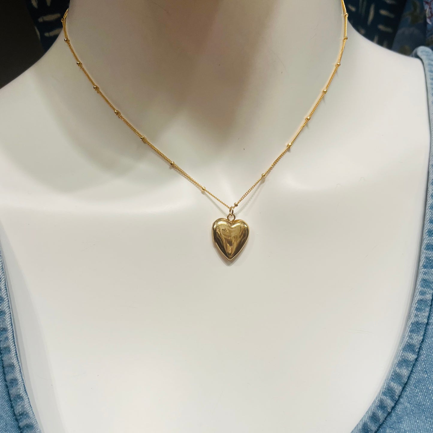 Stone Cooper Heart locket necklace