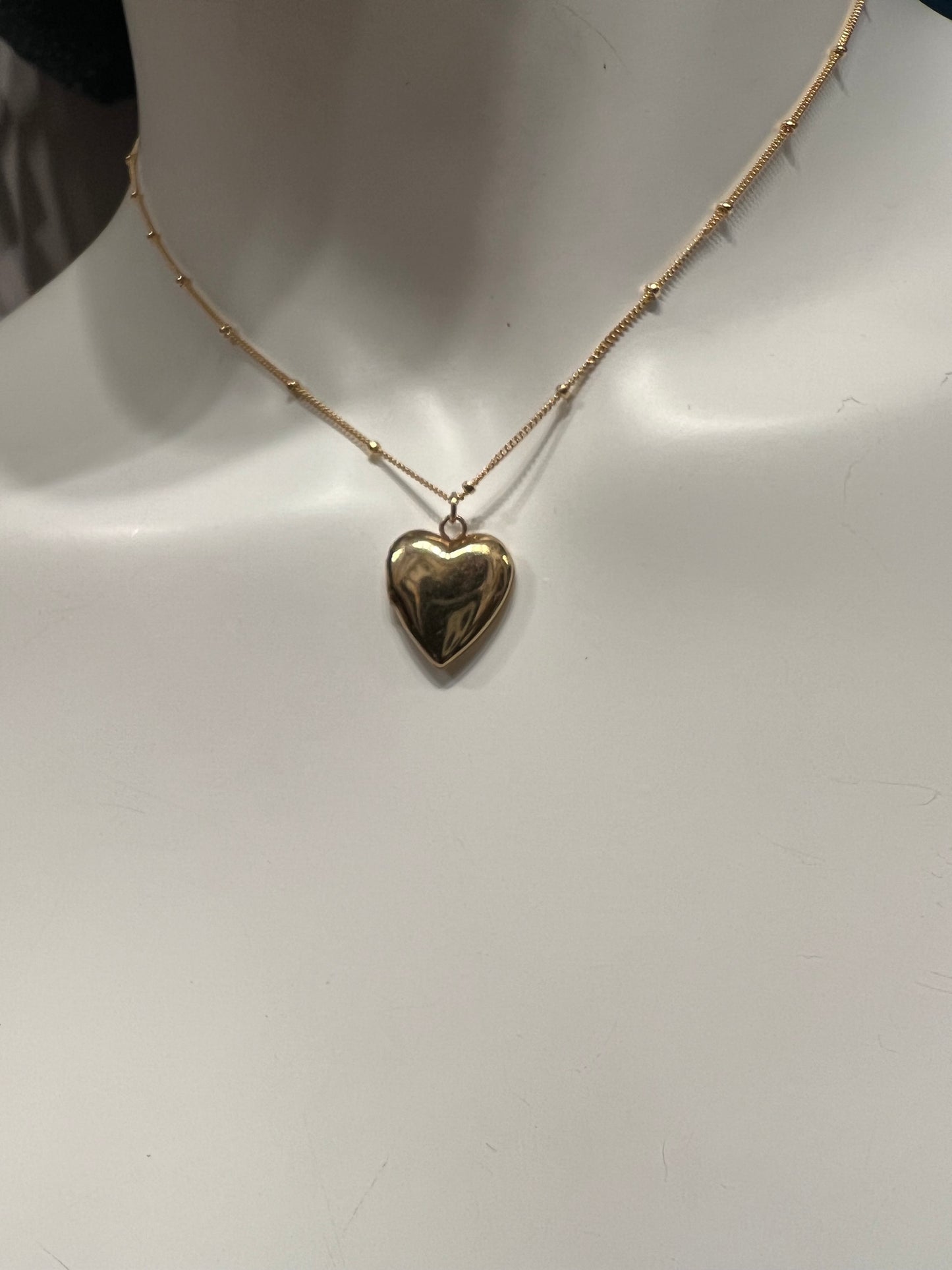 Stone Cooper Heart locket necklace