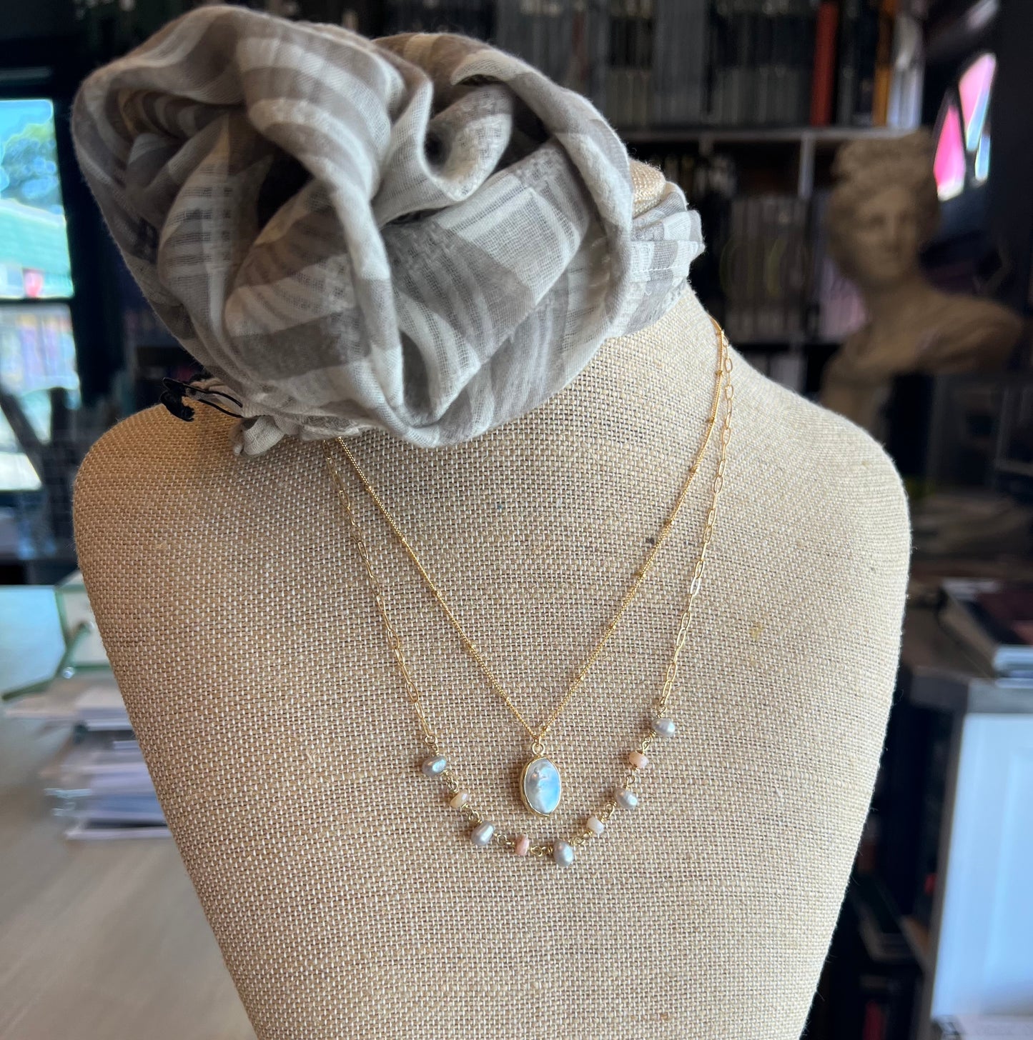 Stone Cooper Pearl mix necklace