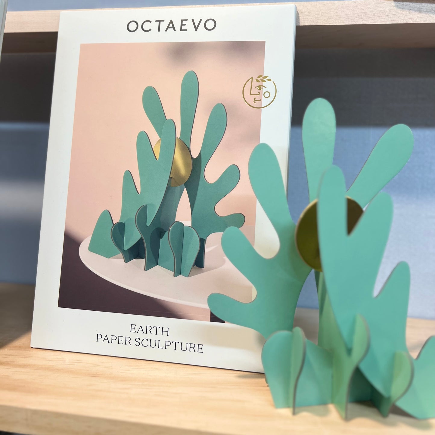 OCTAEVO Paper Sculpture Earth