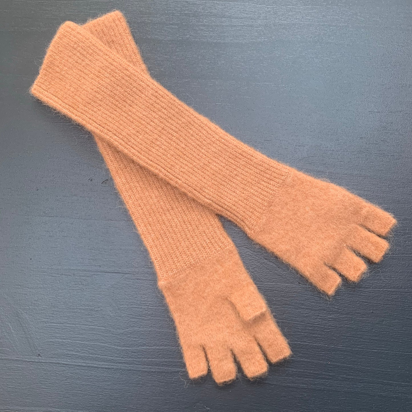 Humanoid BERKHE knitted fingerless gloves Camel