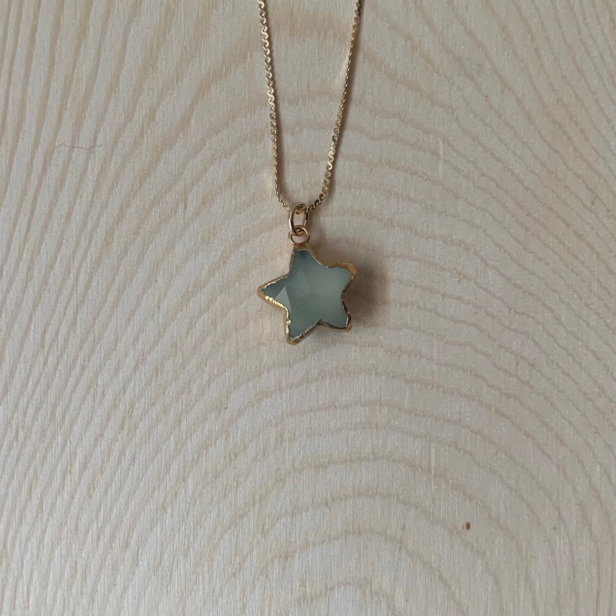 Stone Cooper Faceted star vintage chain necklace