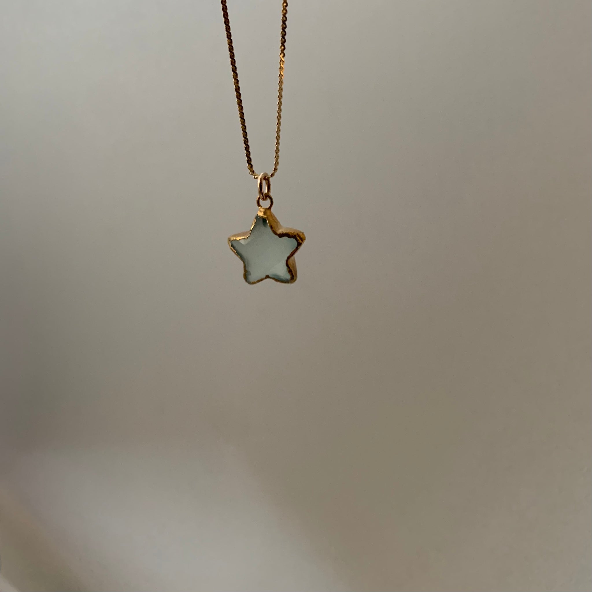 Stone Cooper Faceted star vintage chain necklace