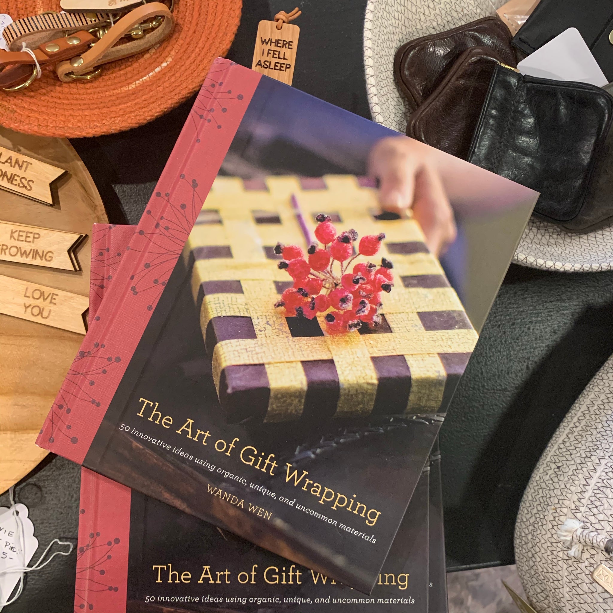 Wanda Wen book The Art of Gift Wrap