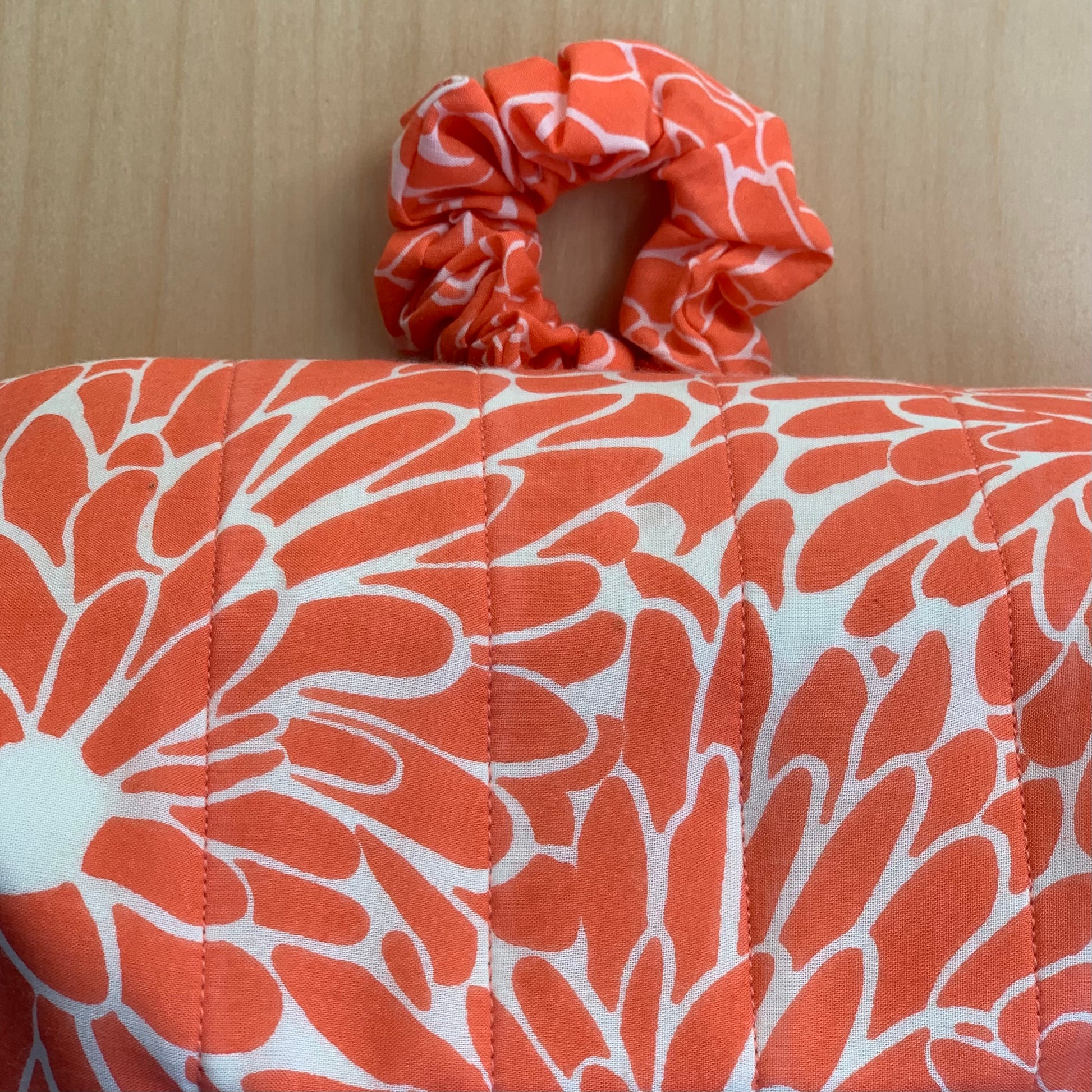 Maelu Designs Scrunchie Block print with Zip pouch