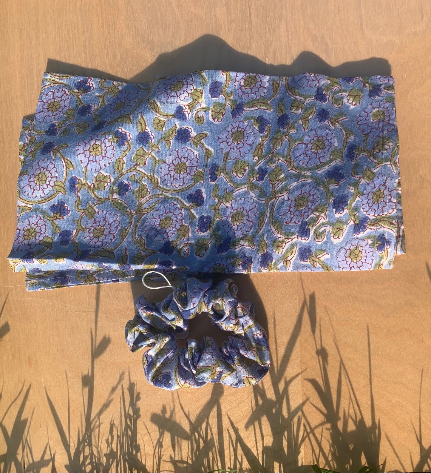 Maelu Designs square scarf bandana with scrunchie - Alma print
