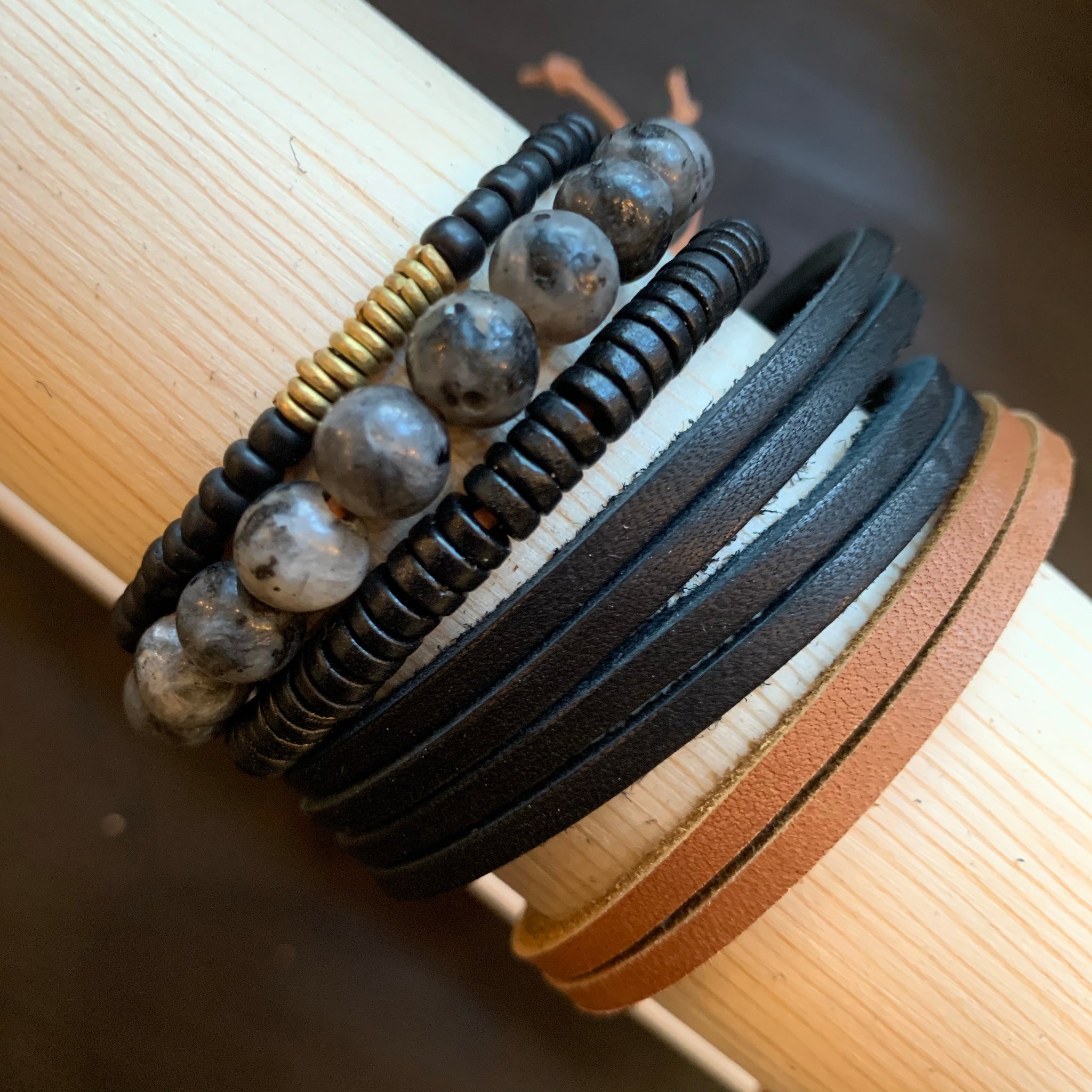 Son of a Sailor SHIRIN Leather cord Bracelet - Black bead